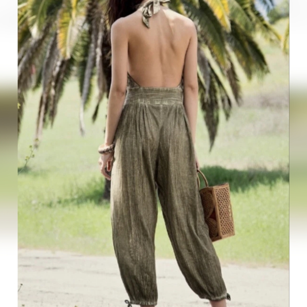 FREE PEOPLE Travel Light Halter Jumpsuit Size XS - Picture 7 of 10